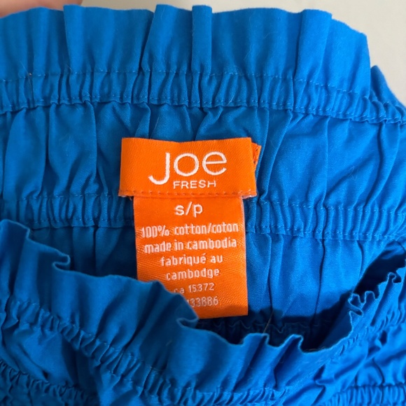 3/$10⚡️Joe Fresh Blue Smocked Ruffled 100% Cotton Off the Shoulder Top - Picture 6 of 13